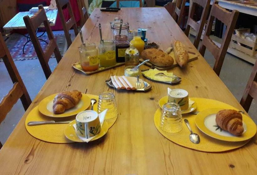 חדר סטנדרט, Chambres D Hôtes Aux Tournesols