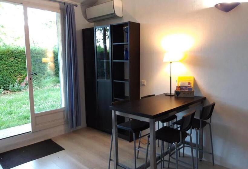 חדר סטודיו סטנדרד, Chambres D Hôtes Aux Tournesols