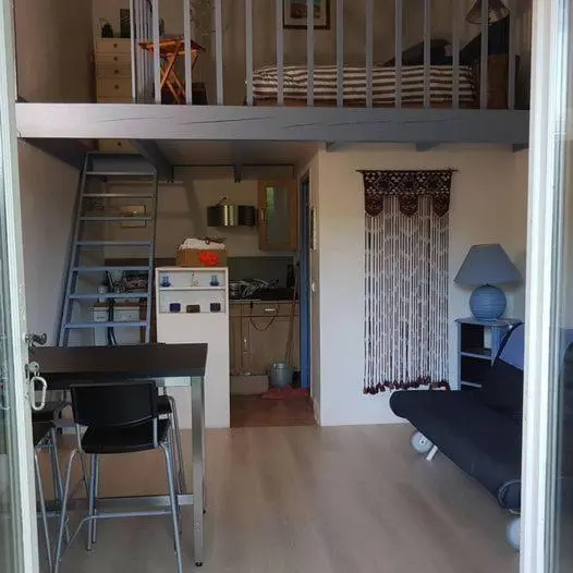Standard-studio, Chambres D Hôtes Aux Tournesols