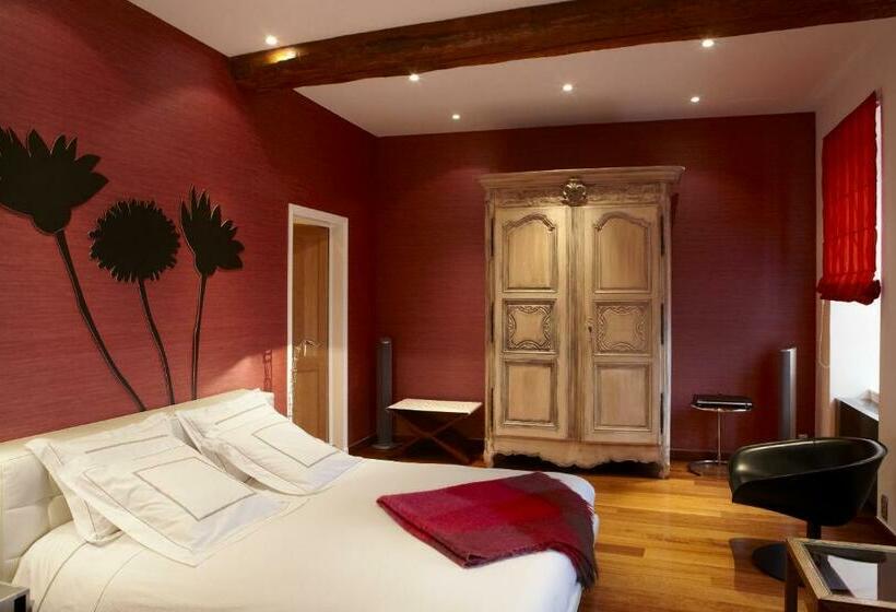 Номер Deluxe Кровать Кинг, Chateau De Chassagne Montrachet
