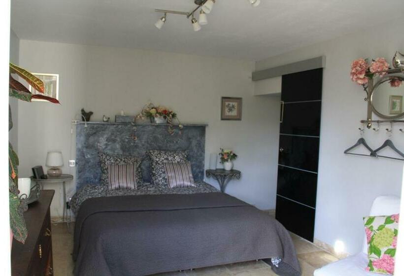 Номер Superior, Clos Mariotte