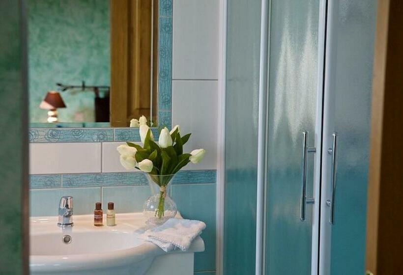 Номер Стандарт, La Grange De Boulaines