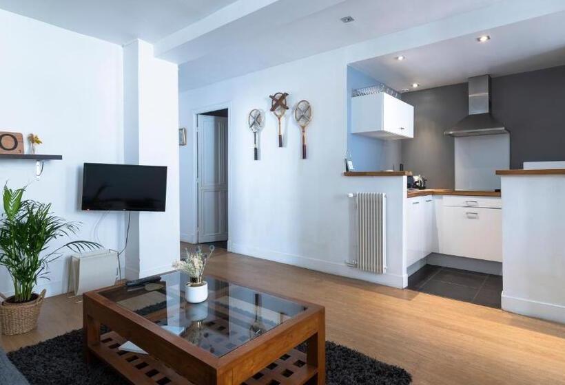 شقة غرفة واحدة, La Maison De Marc