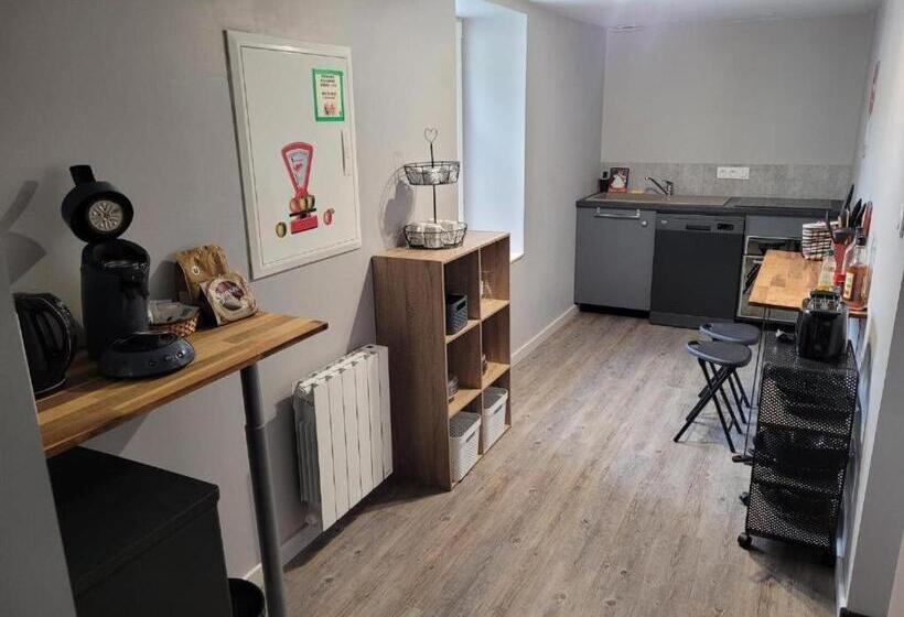 منزل غرفة نوم واحدة, La Roseraie