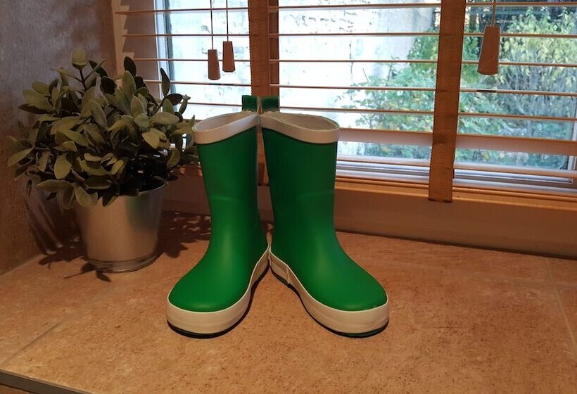 غرفة قياسية, La Roseraie