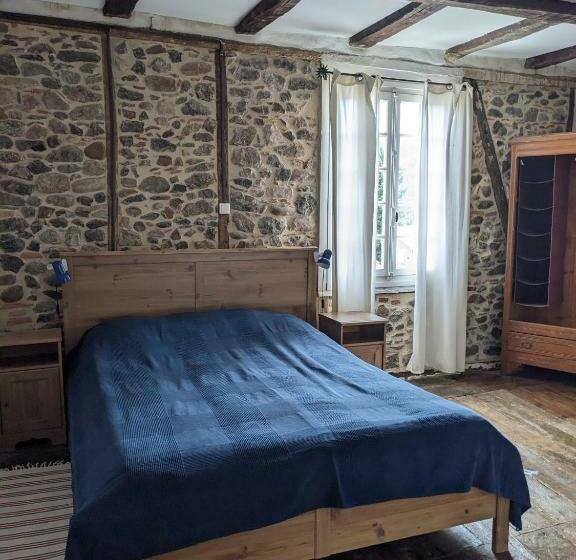 غرفة قياسية, Le Petit Chat