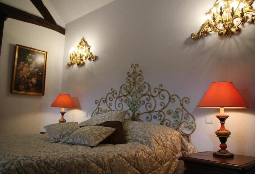 سوییت لوکس, Le Relais De La Tour