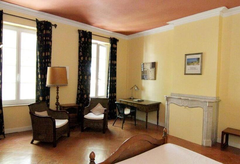 标准间, Les Volets Bleus