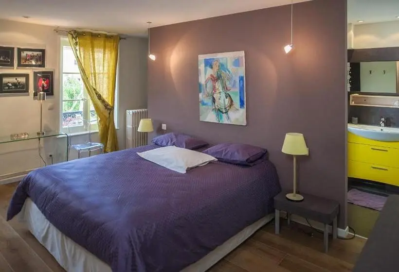 スタンダードスタジオ, Maison D Hote De Myon