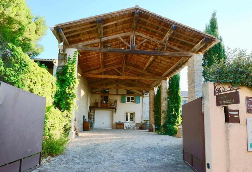 Дом 1 Спальня, Maison De Margot