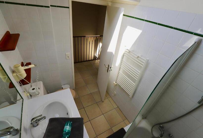 Дом 1 Спальня, Maison De Margot