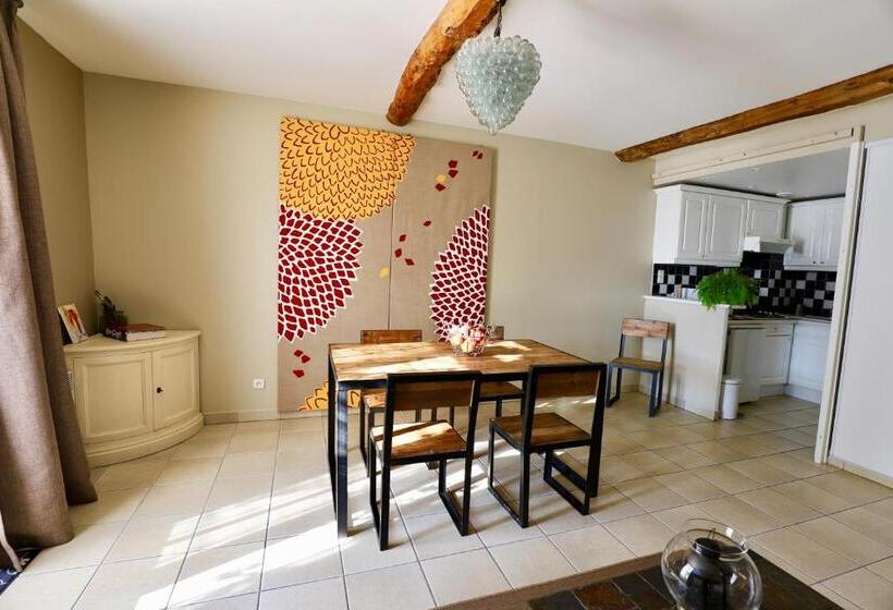 Дом 1 Спальня, Maison De Margot