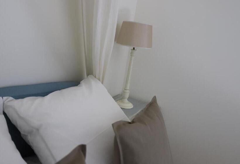 Дом 1 Спальня, Maison De Margot