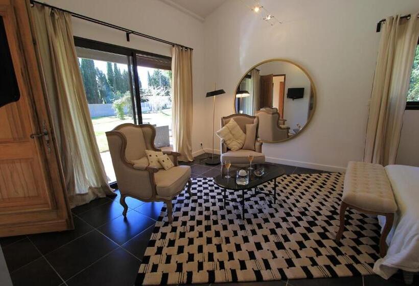 デラックスルーム, Mas Paloma