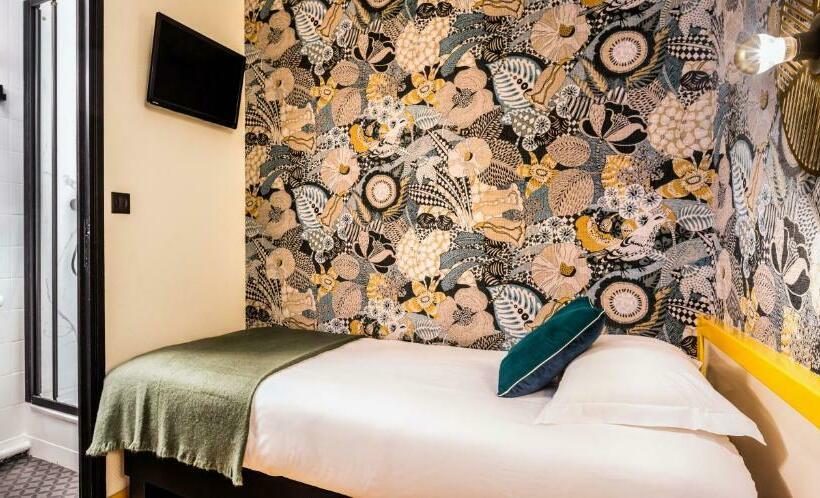 스탠다드 싱글 룸, Lanjuinais