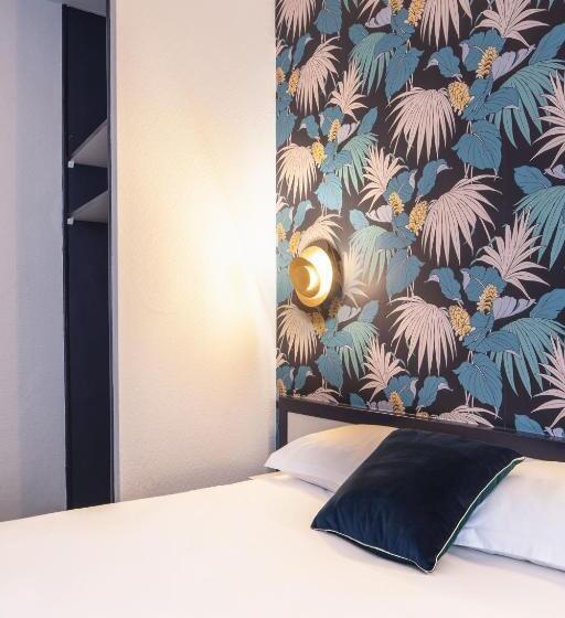 컴포트 룸, Lanjuinais