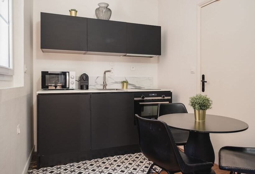 침실 2개 아파트, Lanjuinais