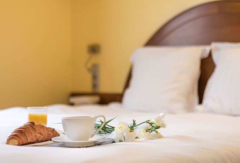 Трехместный Номер Superior, Hôtel Spa Thermalia