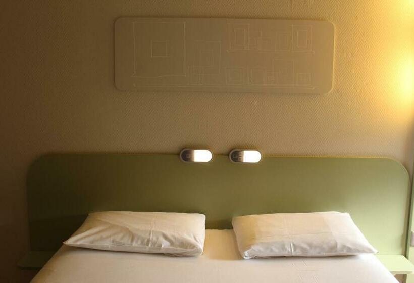 스탠다드 트리플 룸, Ibis Budget Laval