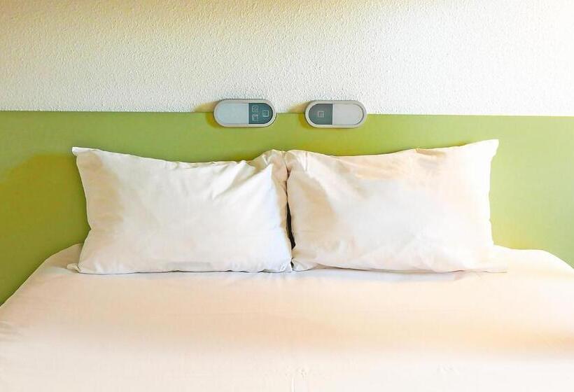 스탠다드 트리플 룸, Ibis Budget Laval