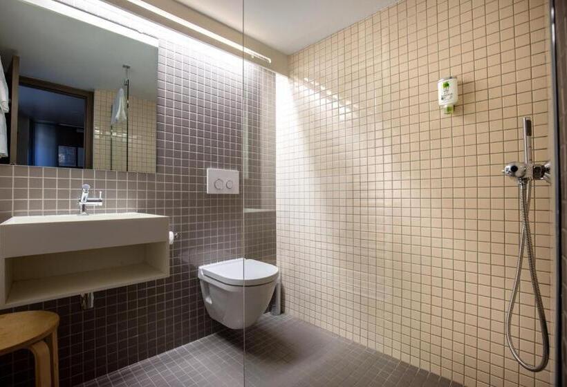 スタンダードトリプルルーム, La Saline Royale