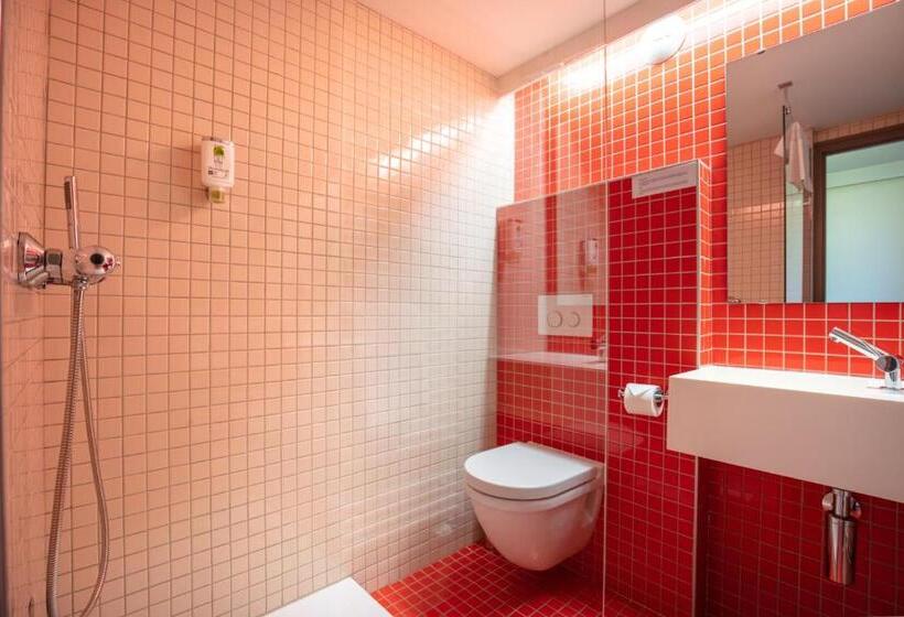 スタンダードトリプルルーム, La Saline Royale