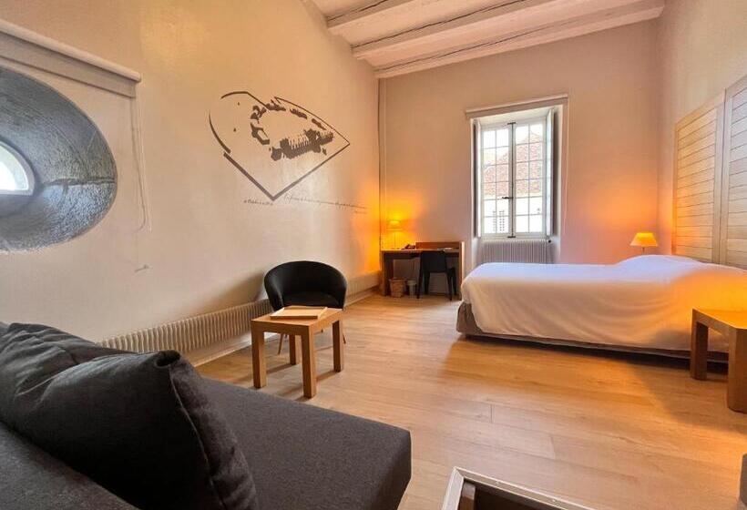 スタンダードトリプルルーム, La Saline Royale