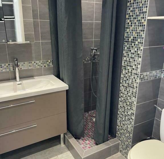 חדר סטנדרט, L'abribis