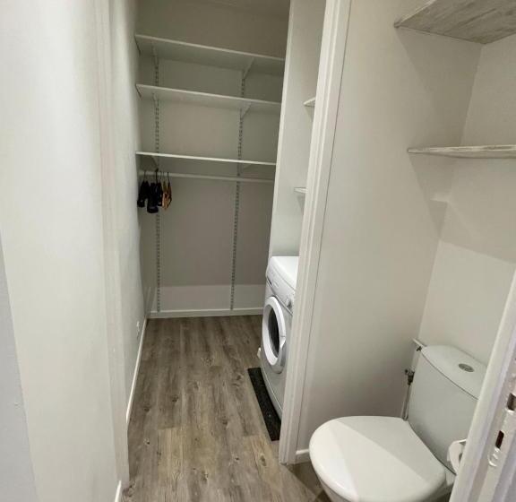 סוויטה משפחתית, L'abribis