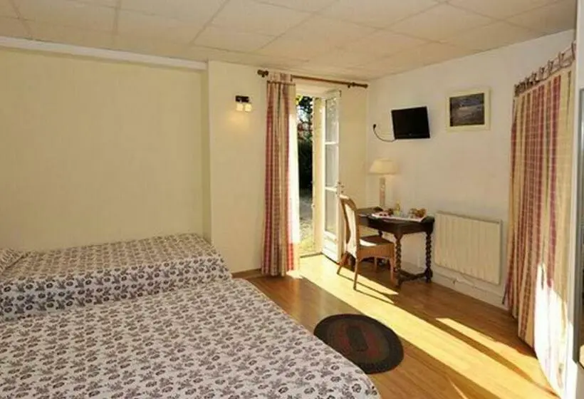 Standard Kolmen Hengen Huone, Le Compostelle