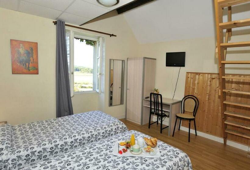 חדר סטנדרט לשלושה, Le Compostelle