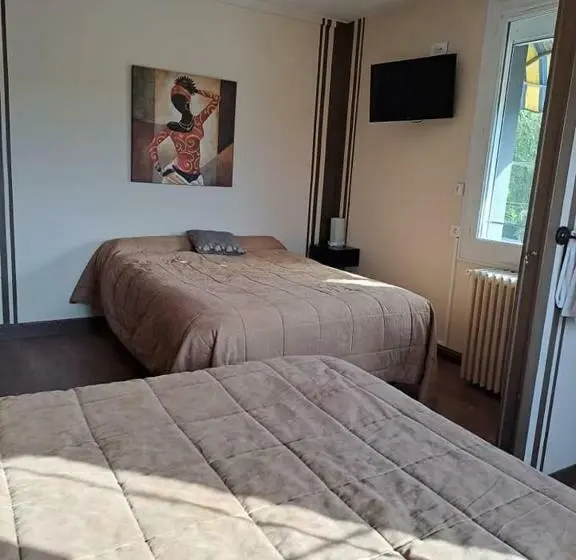 Standard Neljän Hengen Huone, Le Petit Pecheur