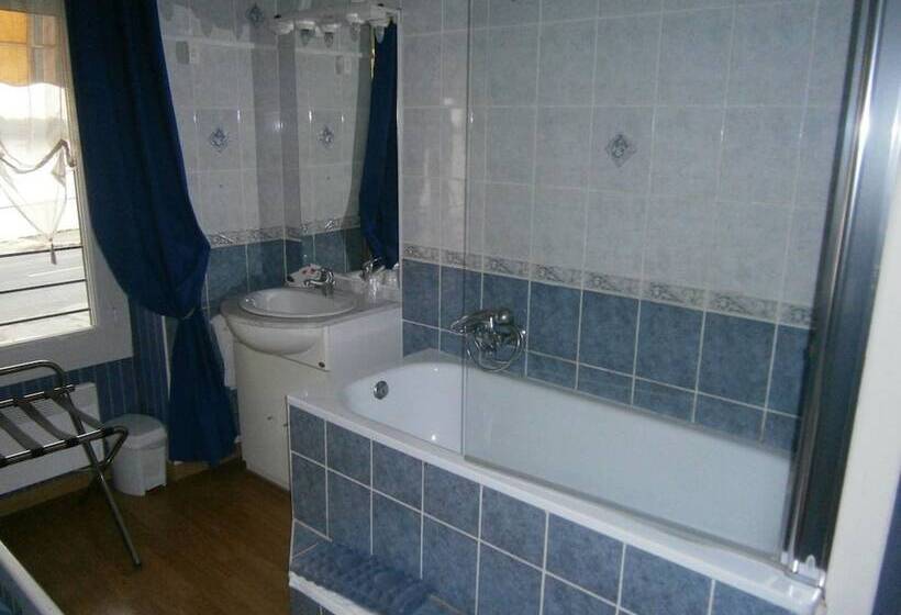 标准间, Le Petit Pecheur