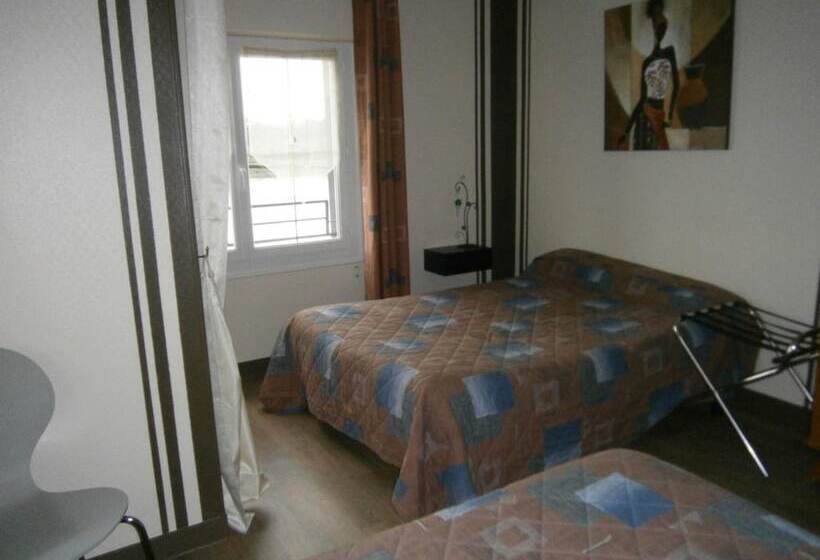 四人标准间, Le Petit Pecheur