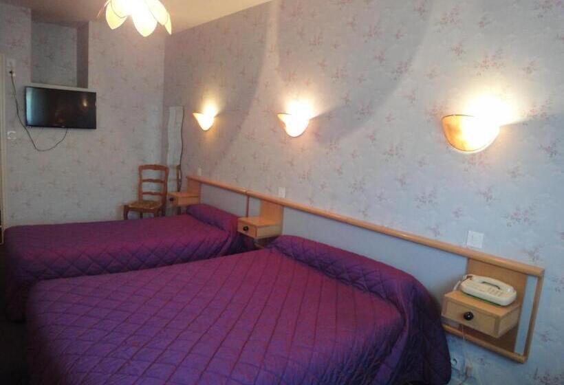 חדר סטנדרט לשלושה, Restaurant La Grenouillère