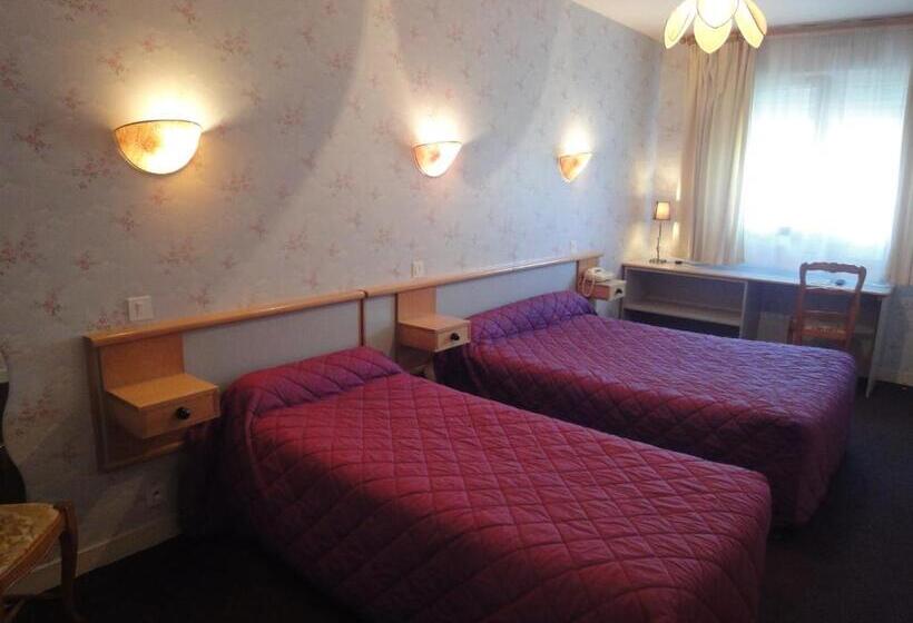 스탠다드 트리플 룸, Restaurant La Grenouillère