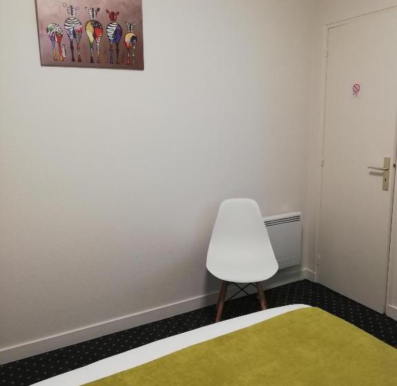 스탠다드 트리플 룸, Restaurant La Grenouillère