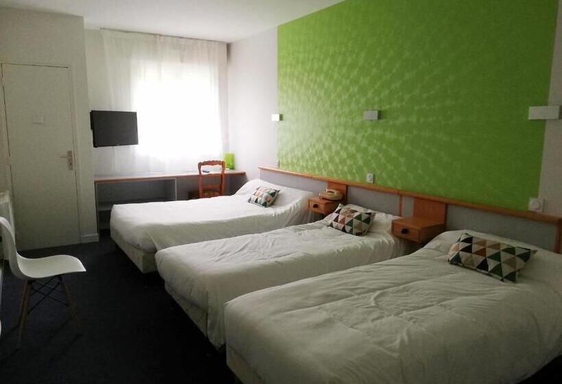 חדר סטנדרט לארבעה, Restaurant La Grenouillère