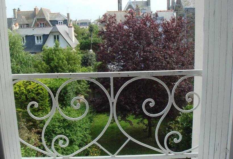 اتاق سوپریور با چشمانداز باغ, B&b Maison Angélus