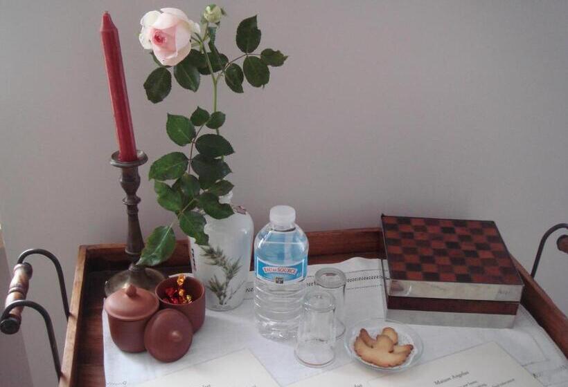 اتاق سوپریور با چشمانداز باغ, B&b Maison Angélus