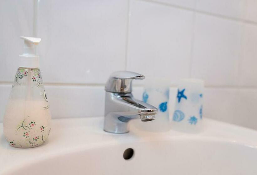 חדר סטנדרט, Au Passage Du Gois