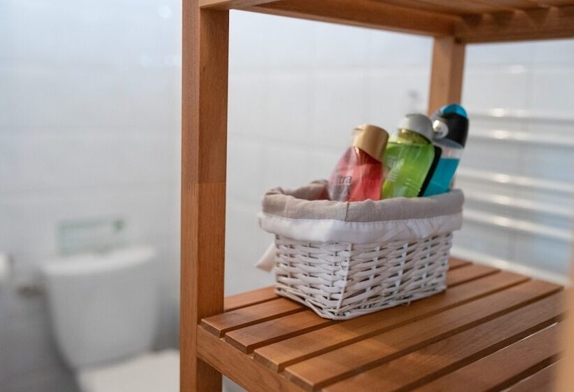 חדר סטנדרט, Au Passage Du Gois