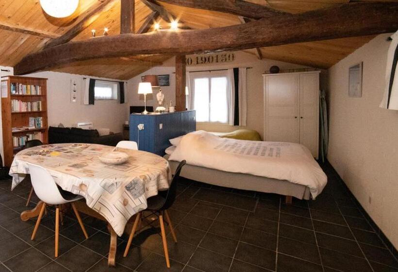 חדר סופריור, Au Passage Du Gois