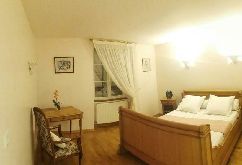 غرفة قياسية, Le Val Du Chapelain