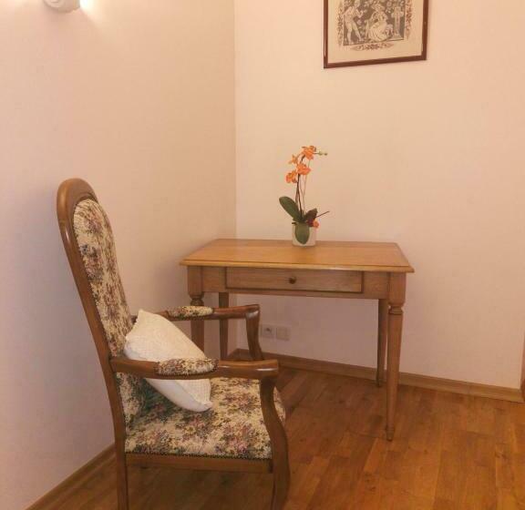 غرفة قياسية, Le Val Du Chapelain