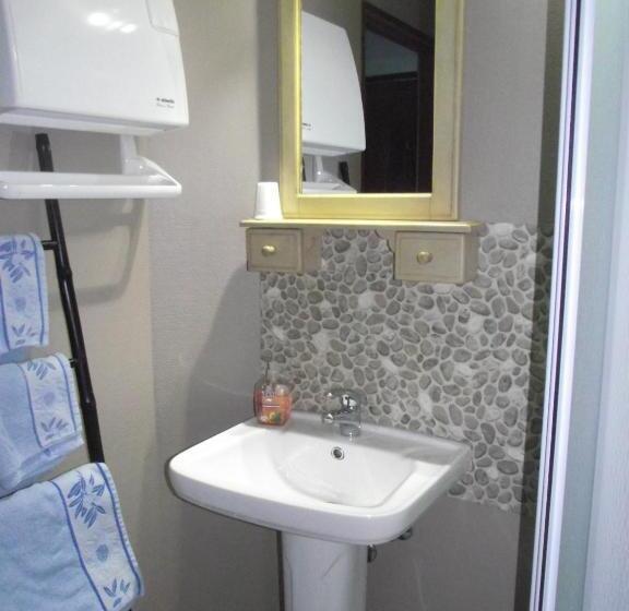 Трехместный Номер Комфорт, Chambre D'hôte Au Grenier D'abondance