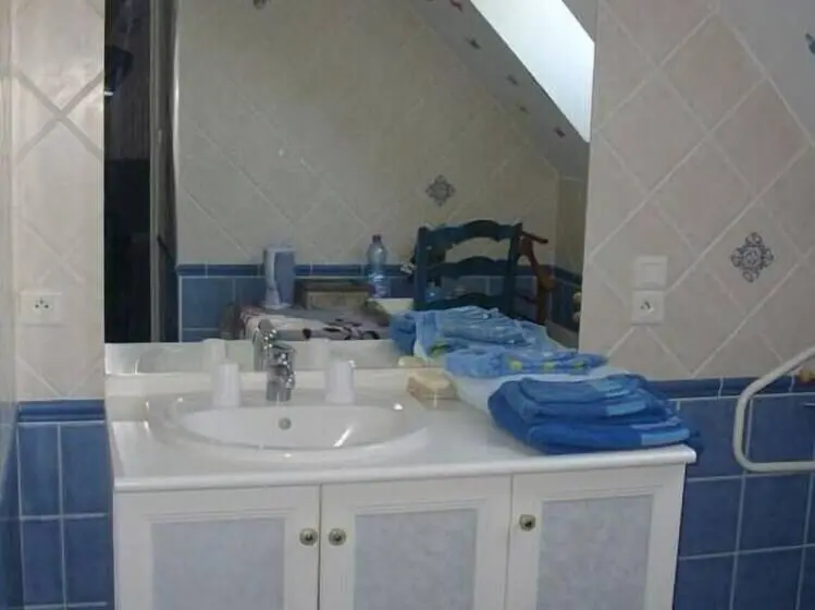 スタンダードルーム, Chambres D Hôtes La Loubatais