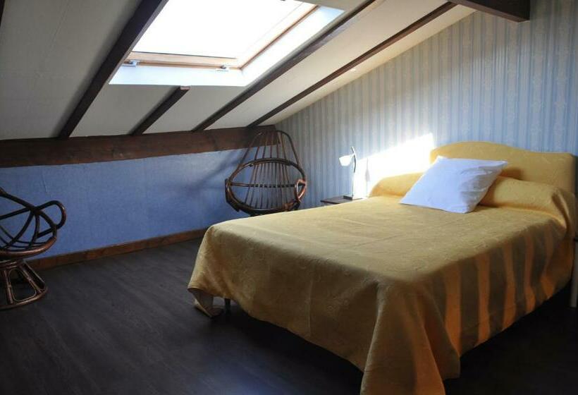 غرفة عائلية, Domaine De Hurlevent