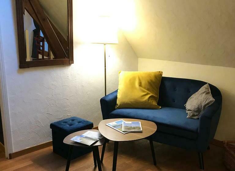 家庭间, Domaine De Joreau