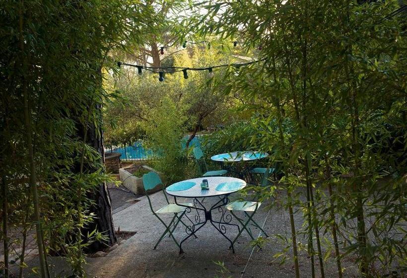 Номер Стандарт Вид на Сад, La Bastide Des Pins